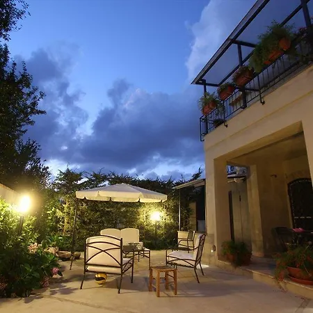 Bed & Breakfast Turismo Rurale Al Benefizio 3*