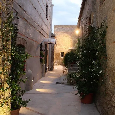 Bed & Breakfast Turismo Rurale Al Benefizio 3*